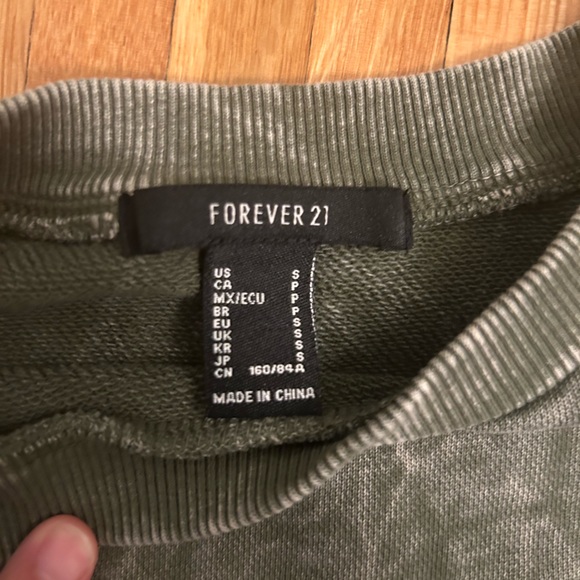 forever 21 green tie top - Picture 2 of 2